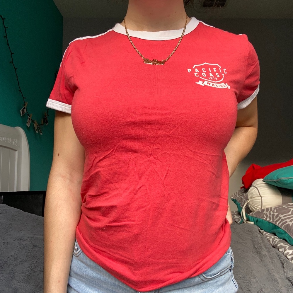 FOREVER 21 MALIBU T-SHIRT